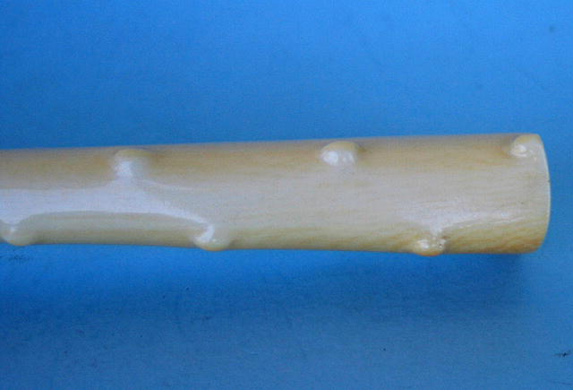 INTERESTING IVORY THORN HANDLED CHEESE BALLER NEAT SHAP