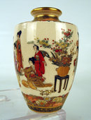 SIGNED KINKOZAN JAPANESE MEIJI SATSUMA VASE GEISHAS IKEBANA