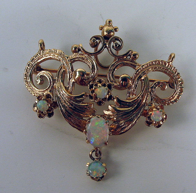 QUALITY 14K GOLD PIN BROOCH PENDANT FIREY OPALS NOUVEAU