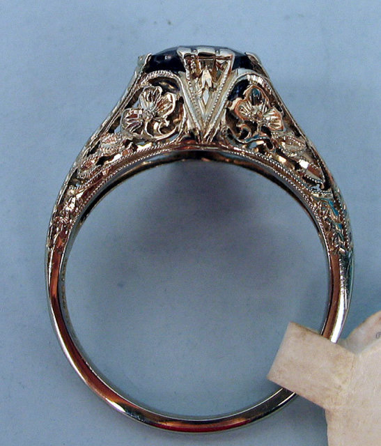 BELAIS 18K WHITE GOLD FILIGREE 1.25 CARAT SAPPHIRE WOW!