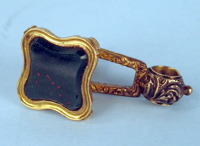 OUTSTANDING POCKET WATCH KEY FOB BLOODSTONE SEAL
