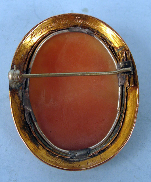 VICTORIAN 14K GOLD CAMEO DATED 1858