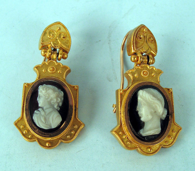 Fine Victorian 14K Hardstone cameo earrings Etruscan style settings