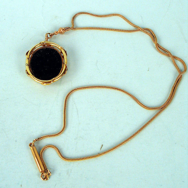 OUTSTANDING 14K GOLD MICROMOSAIC PENDANT AND CHAIN 1870s