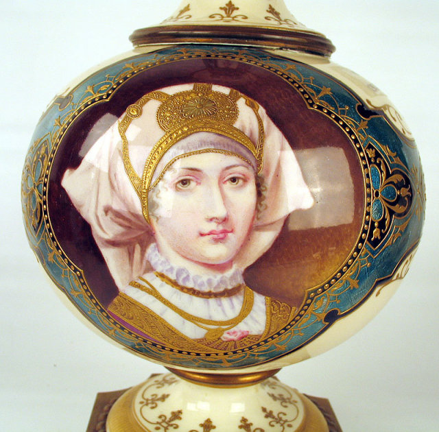 MUSEUM QUALITY IMPERIAL RUSSIAN ENAMEL ON PORCELAIN VASE ANTIQUE WOMAN WITH KOKOSHNIK