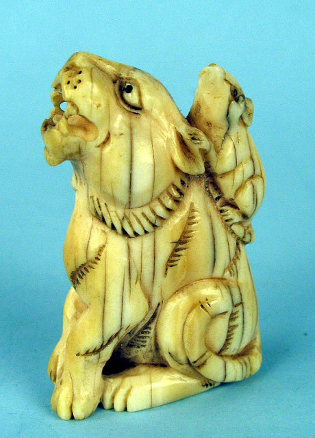 JAPANESE MEIJI RAT ON TIGERS BACK NETSUKE IVORY