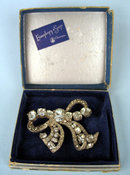 FINE EISENBERG LARGE BOW PIN / BROOCH IN ORIGINAL BOX