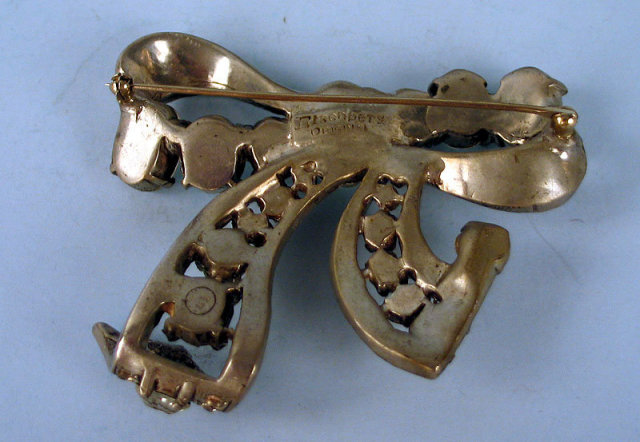 FINE EISENBERG LARGE BOW PIN / BROOCH IN ORIGINAL BOX