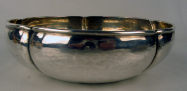 Fine Kalo Shops Handmade Hammered Arts & Crafts Lobed Sterling Silver Bowl