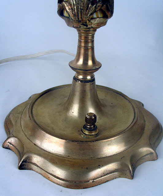 DURAND QUEZAL TIFFANY SILVERED BRONZE LAMP W TRUMPET HOOKED FEATHER GLASS SHADE