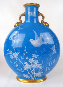 RARE MINTON PATE-SURPATE PILGRAM VASE BIRDS BUTTERLIES FANTASTIC