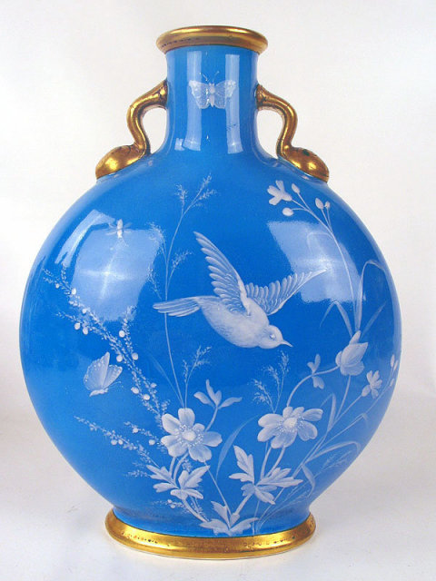 RARE MINTON PATE-SURPATE PILGRAM VASE BIRDS BUTTERLIES FANTASTIC