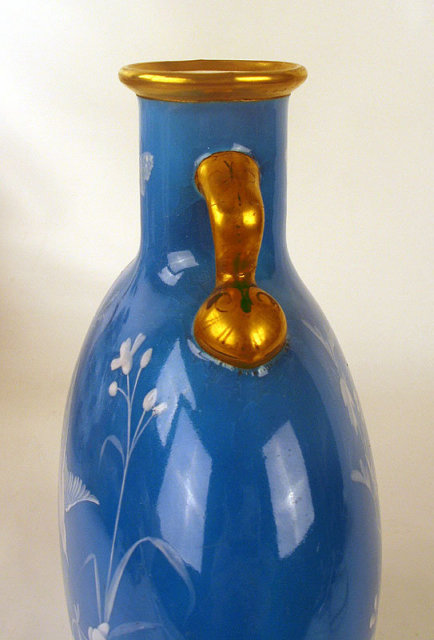 RARE MINTON PATE-SURPATE PILGRAM VASE BIRDS BUTTERLIES FANTASTIC
