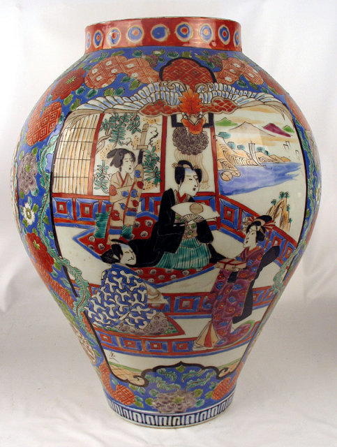 Massive Japanese Meiji Imari Vase Signed Hichozan Shinpo
