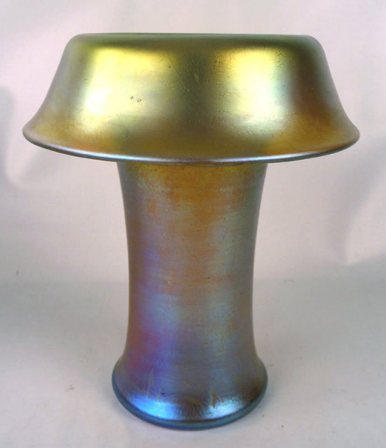 Fine Signed Loetz Rolled Top Gold Aurene Style CZECHOSLOVAKIA Vase