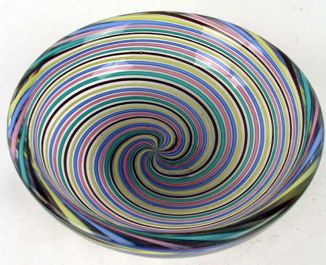 BEAUTIFUL,SIGNED VENINI MULTI-COLOR BOWL.ORIGINAL 1950'S