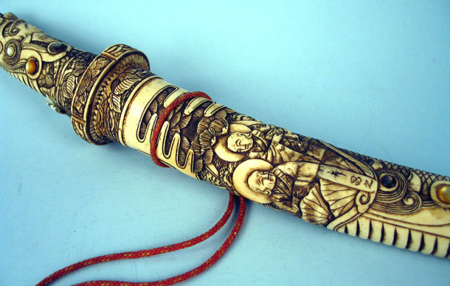 Incredible Wakazashi Or Tanto Bone And Ivory Shibayama Inlaid Japanese Meiji Sword Master Carving