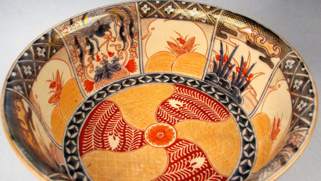 Large Japanese Meiji Deep Imari Bowl Great Detail