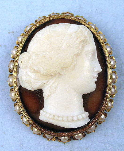High Relief Banded Agate 14K Pearl Cameo Victorian