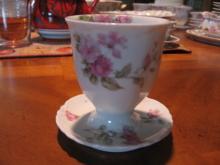 Haviland Limoges footed egg cup, Schlleiger 39F