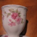 Haviland Limoges footed egg cup, Schlleiger 39F