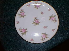 Haviland Limoges dessert plate, pink roses