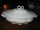Haviland Limoges oval covered vegetable dish, White Ranson