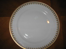 Haviland Limoges dinner plate, Schleiger 574
