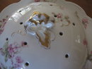Haviland Limoges Pancake Server, Schleiger 241A, Wild roses