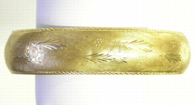 Rine 14K Gold Bracelet w Floral Designs