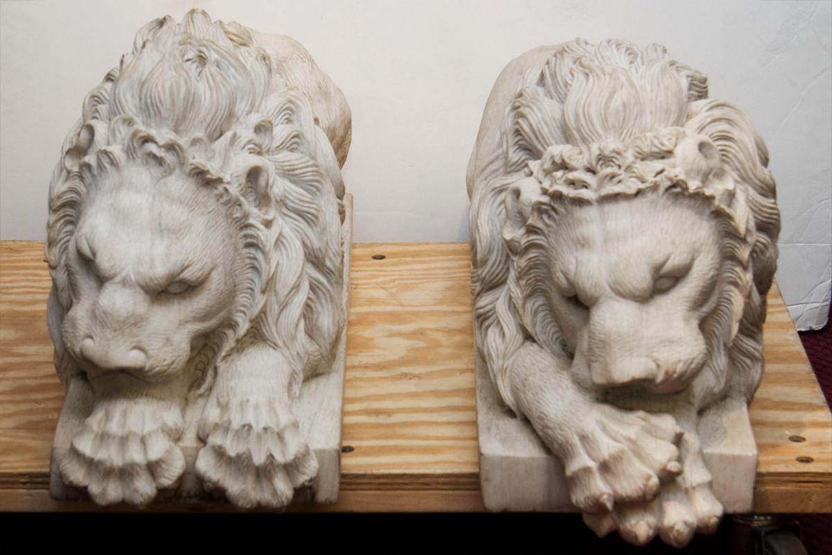 Pair Antique Marble Lion Sculptures After Antonio Canova