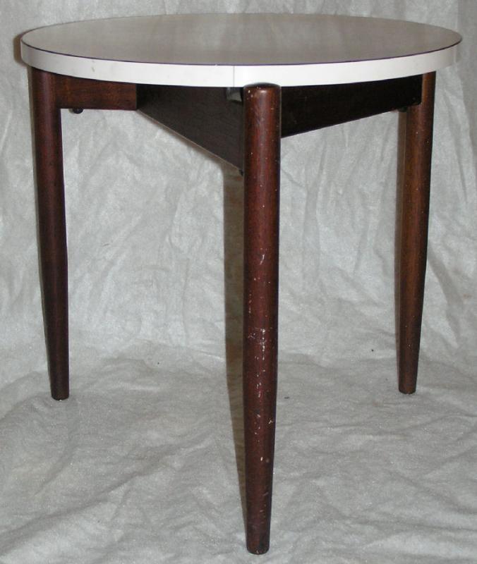 Jens Risom Vintage Danish Mid-Century Modern Occasional Side Table