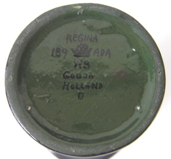 Kunstaardewerkfabriek Regina Gouda Vase