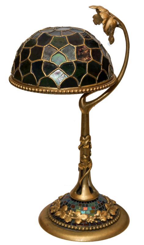 Antique Tiffany Studios Glass Shade & Bronze Table Lamp