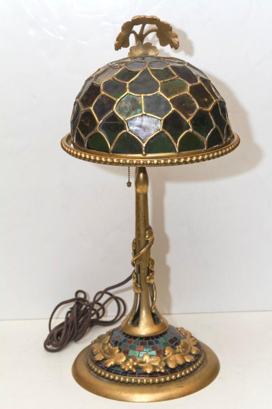 Antique Tiffany Studios Glass Shade & Bronze Table Lamp