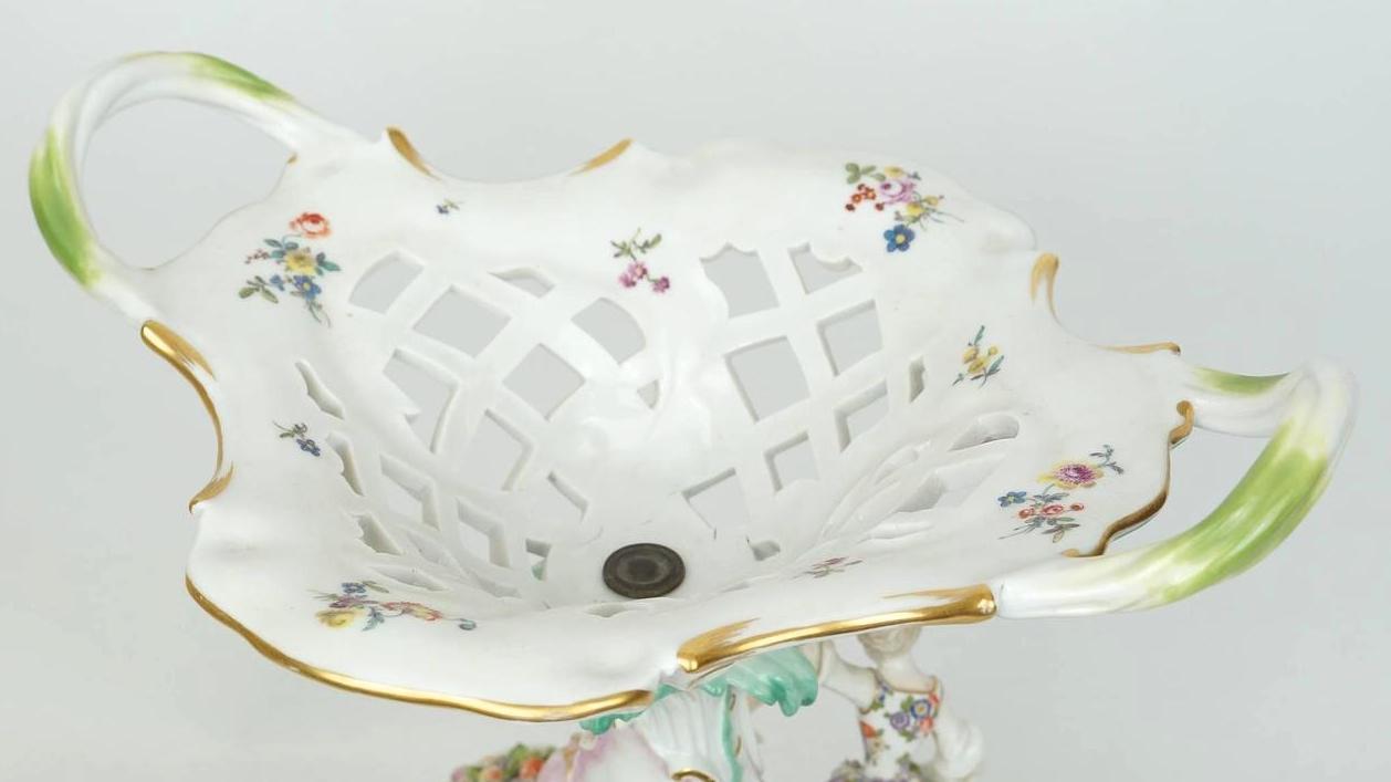 Antique Meissen Figural Centerpiece Tazza