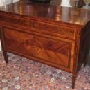 Antique Italian Neoclassical Chest of Drawers in Manner of Giuseppe Maggiolini