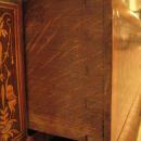 Antique Italian Neoclassical Chest of Drawers in Manner of Giuseppe Maggiolini