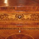 Antique Italian Neoclassical Chest of Drawers in Manner of Giuseppe Maggiolini