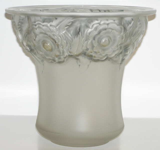 Lalique Orleans Frosted Glass Vase