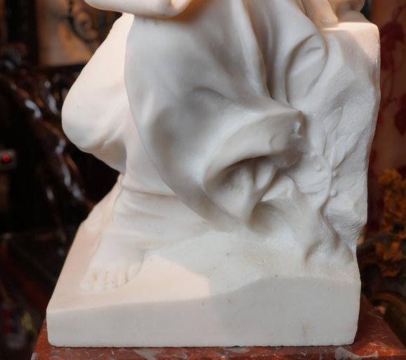 Georges Marie Valentin Bareau (1866-1931) L’Histoire Marble Sculpture
