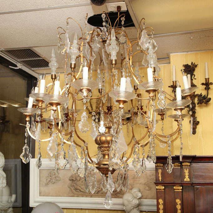 Vintage Venetian Italian Gilt Metal and Giltwood 16-Arm Chandelier