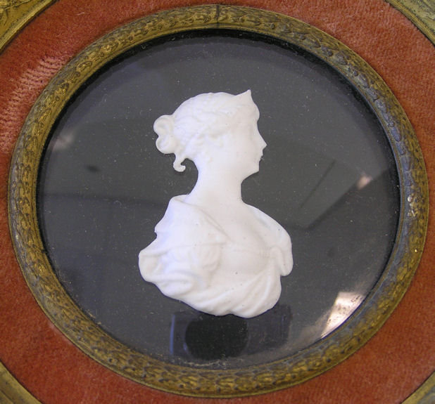 Queen Luise KPM Porcelain Silhouette