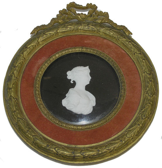 Queen Luise KPM Porcelain Silhouette
