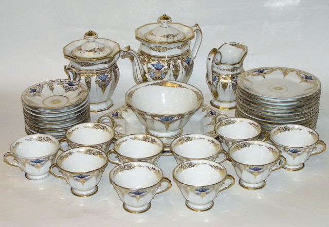 40-pc Paris Porcelain Coffee & Tea Service