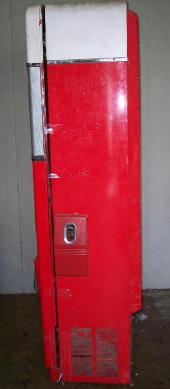 Mid-Century (1950s) Vendo V-216 Coca-Cola Vending Machine for German Market