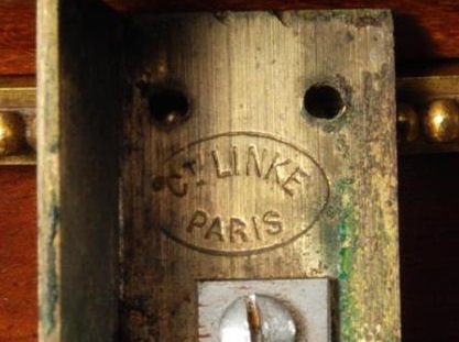 Linke Signed Louis XV Style Vitrine Display Cabinet
