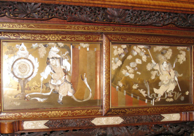 Japanese Meiji Period Lacquered & Inlaid Rosewood Cabinet