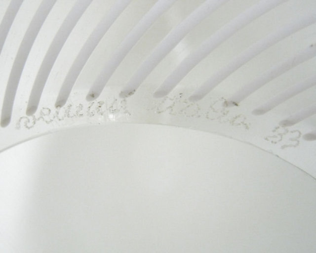 1983 White & Clear Filigrana Glass Egg Sculpture by Venini