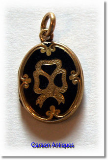Antique Irish Gold & Black Enamel Shamrock / 3 Leaf Clover Mourning Locket 1858